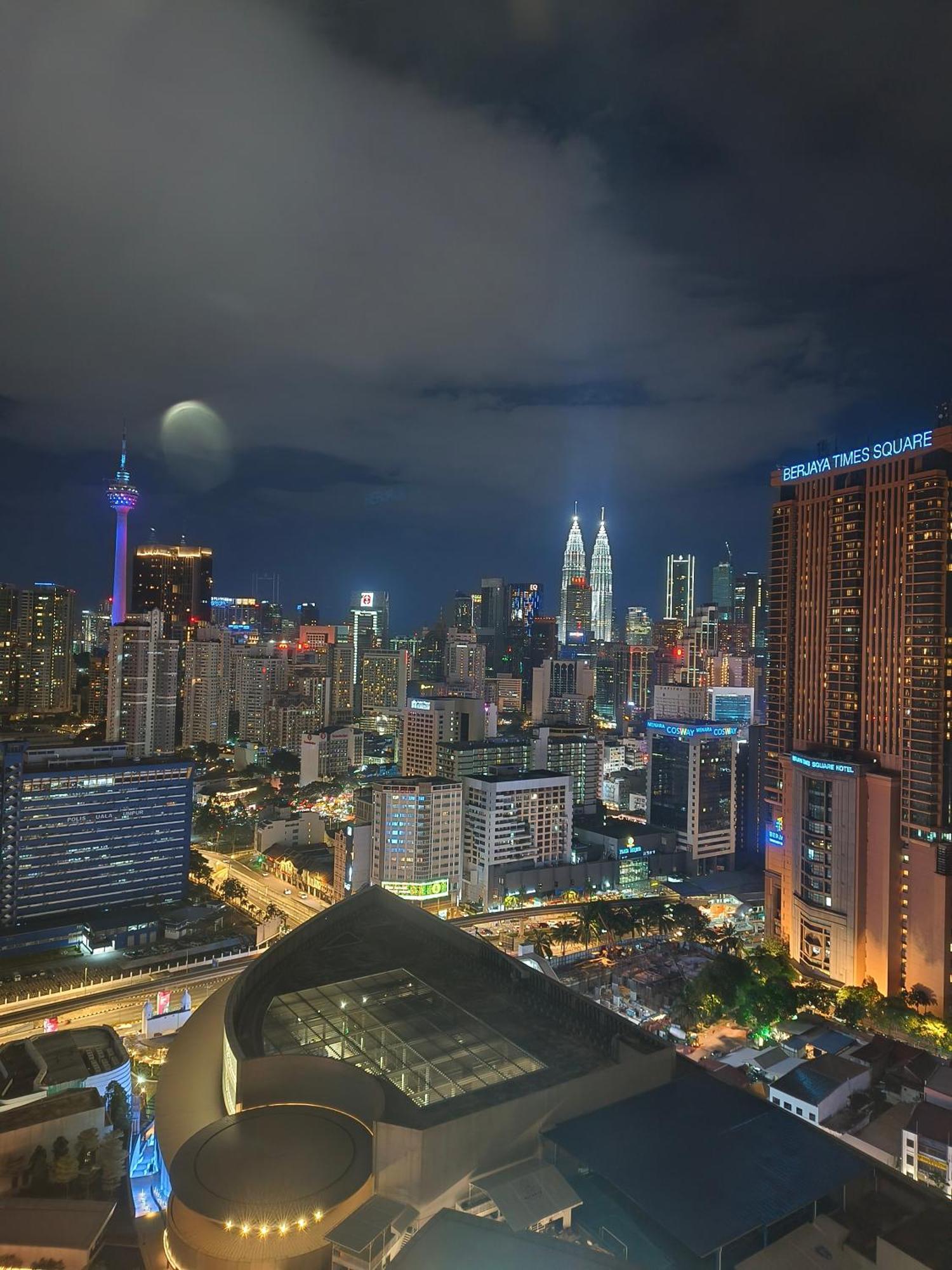 Lucentia Suites Klcc By City View Куала Лумпур Екстериор снимка